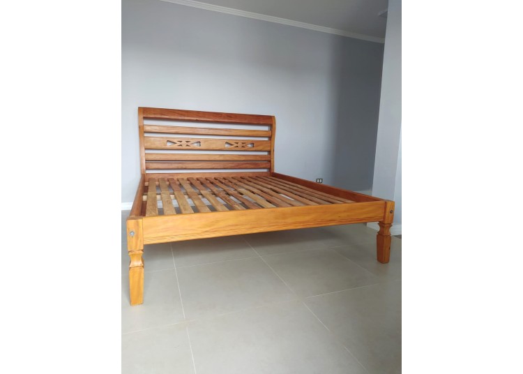 Cama Queen Size